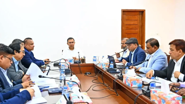কার্বন ক্রেডিট বাড়ানোর নির্দেশ দিলেন প্রধানমন্ত্রী তারেক রহমান